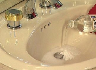 How to Unclog a Sink