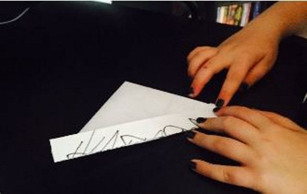 How to make a paper boat 4